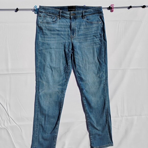 WHBM Mid-Rise Girlfriend Jeans – Light Wash, Size - Picture 1 of 3